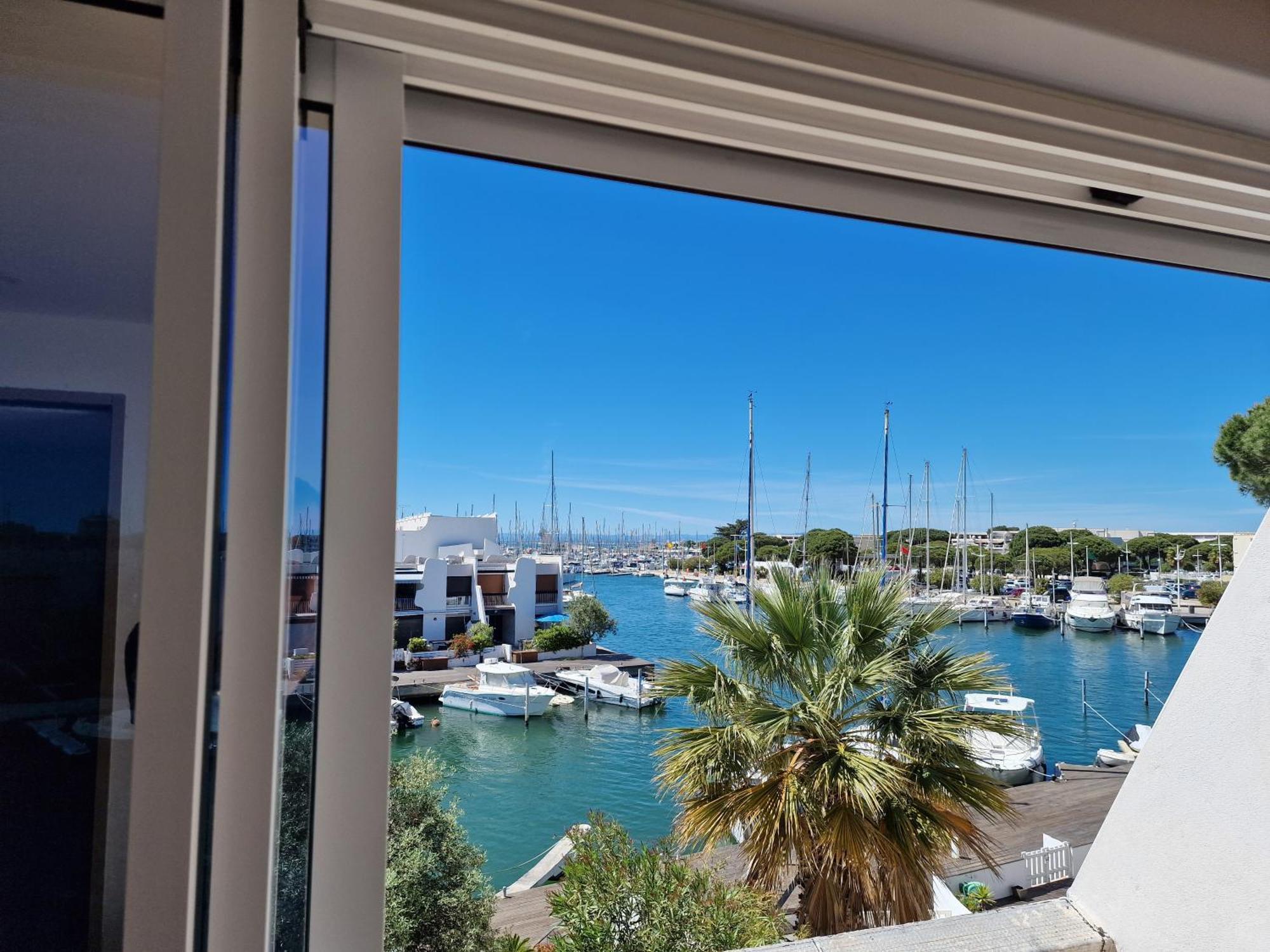 Marina Exceptionnelle - 8 Pers - 120 M2 Vue Mer - Suites Parentales - Cinema - Ponton Le Grau-du-Roi Exterior photo