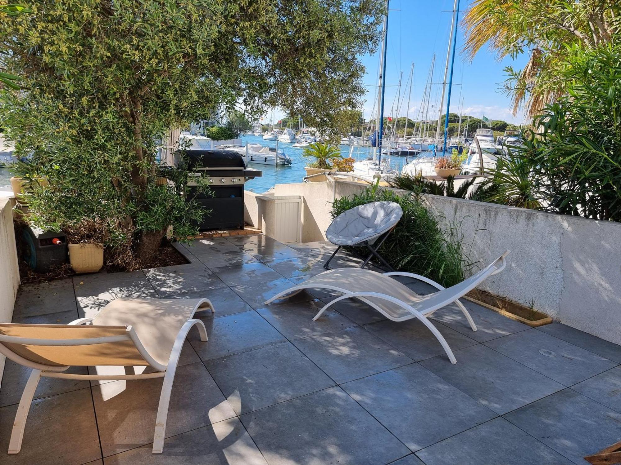 Marina Exceptionnelle - 8 Pers - 120 M2 Vue Mer - Suites Parentales - Cinema - Ponton Le Grau-du-Roi Exterior photo